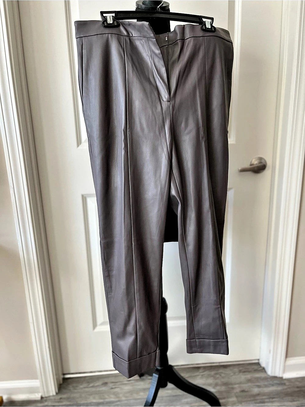 Ann Taylor Faux Leather Ankle Pants Gray Size 14 NWT